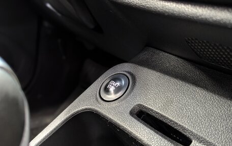 Renault Kaptur I рестайлинг, 2017 год, 1 330 000 рублей, 31 фотография
