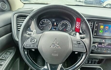 Mitsubishi Outlander III рестайлинг 3, 2018 год, 2 524 995 рублей, 18 фотография