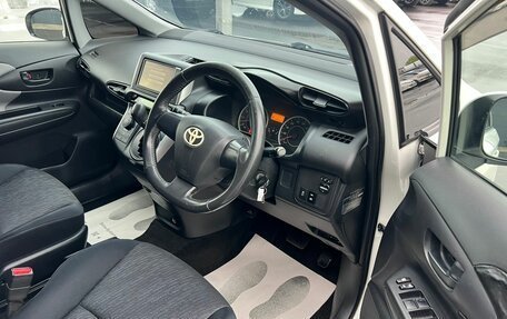 Toyota Wish II, 2010 год, 1 199 999 рублей, 10 фотография