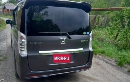 Honda Stepwgn IV, 2014 год, 1 900 000 рублей, 4 фотография