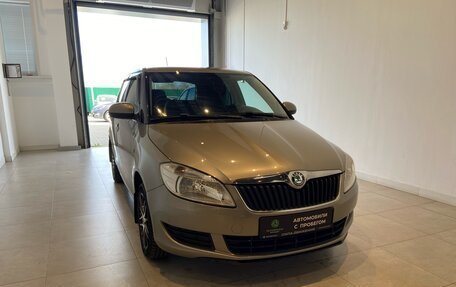 Skoda Fabia II, 2012 год, 575 000 рублей, 3 фотография