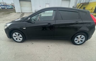 Hyundai Solaris II рестайлинг, 2016 год, 900 000 рублей, 1 фотография