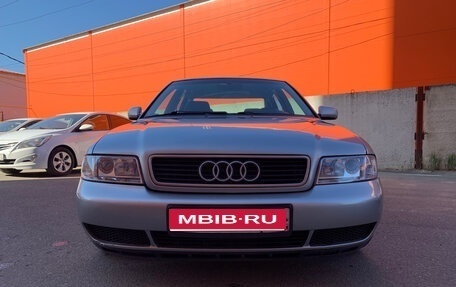 Audi A4, 1998 год, 375 000 рублей, 1 фотография