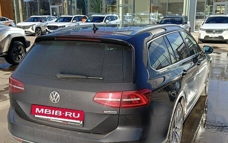 Volkswagen Passat B8 рестайлинг, 2019 год, 2 200 000 рублей, 4 фотография