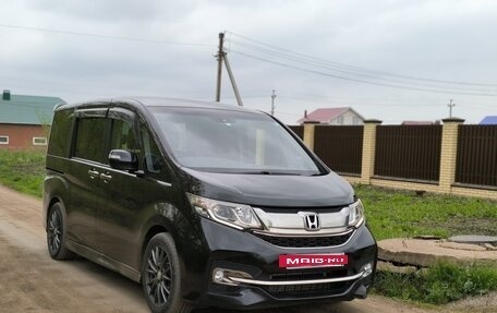 Honda Stepwgn IV, 2016 год, 1 930 000 рублей, 6 фотография