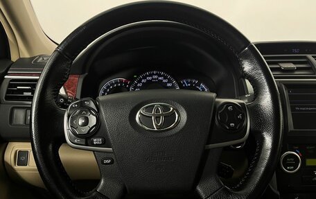 Toyota Camry, 2014 год, 1 750 000 рублей, 21 фотография
