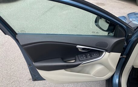 Volvo V40 Cross Country I, 2014 год, 1 159 000 рублей, 15 фотография
