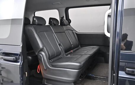 Hyundai Staria, 2022 год, 4 150 000 рублей, 5 фотография
