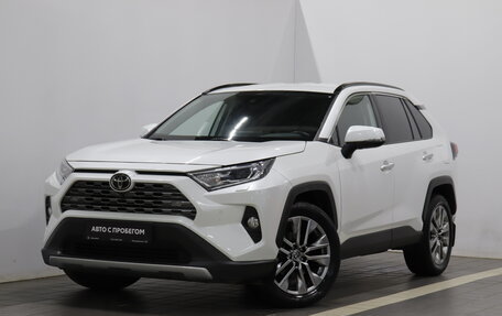 Toyota RAV4, 2021 год, 3 816 000 рублей, 1 фотография