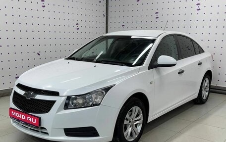 Chevrolet Cruze II, 2010 год, 679 000 рублей, 1 фотография
