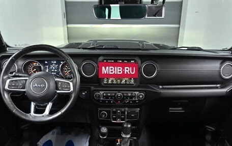 Jeep Wrangler, 2021 год, 4 500 000 рублей, 9 фотография