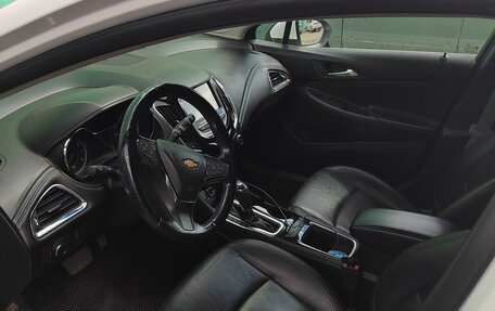Chevrolet Cruze II, 2017 год, 920 000 рублей, 6 фотография