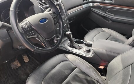 Ford Explorer VI, 2017 год, 3 500 000 рублей, 5 фотография