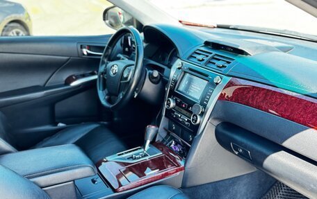 Toyota Camry, 2013 год, 1 890 000 рублей, 8 фотография