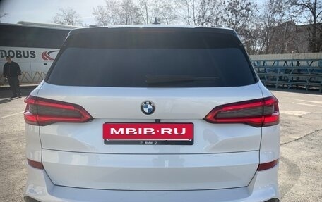 BMW X5, 2019 год, 5 200 000 рублей, 2 фотография