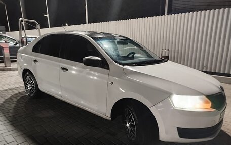 Skoda Rapid I, 2016 год, 700 000 рублей, 3 фотография
