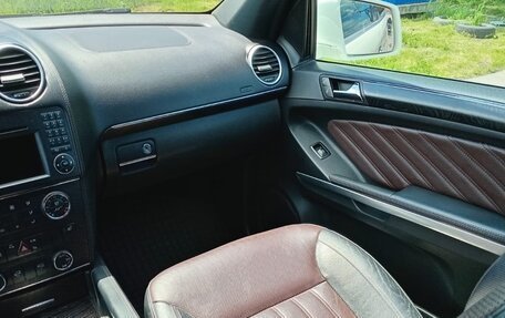 Mercedes-Benz GL-Класс, 2011 год, 2 600 000 рублей, 18 фотография