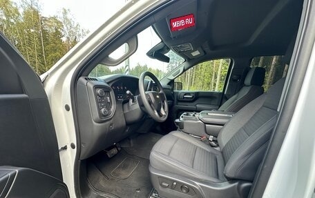 Chevrolet Silverado, 2023 год, 6 200 000 рублей, 5 фотография