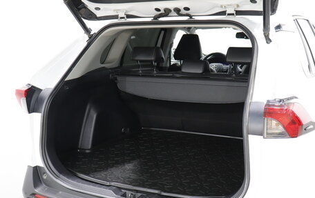 Toyota RAV4, 2021 год, 3 816 000 рублей, 17 фотография