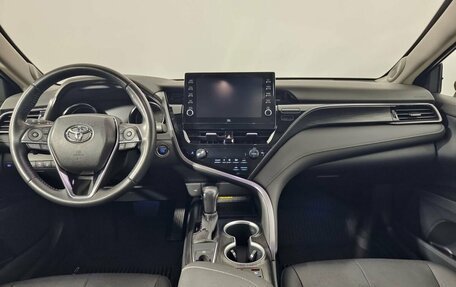 Toyota Camry, 2021 год, 4 140 000 рублей, 6 фотография