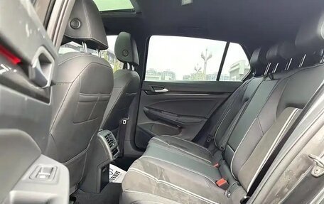 Volkswagen Golf VIII, 2021 год, 1 495 000 рублей, 9 фотография