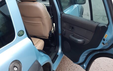 Land Rover Freelander II рестайлинг 2, 2002 год, 600 000 рублей, 5 фотография
