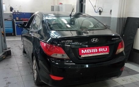 Hyundai Solaris II рестайлинг, 2012 год, 530 000 рублей, 4 фотография