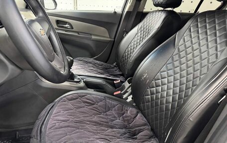 Chevrolet Cruze II, 2010 год, 679 000 рублей, 16 фотография