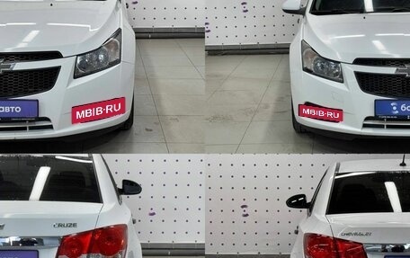 Chevrolet Cruze II, 2010 год, 679 000 рублей, 10 фотография