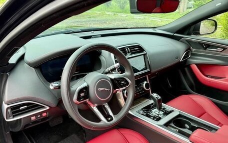 Jaguar XE I рестайлинг, 2021 год, 2 400 900 рублей, 9 фотография