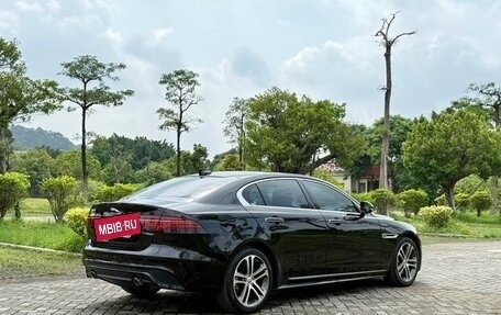 Jaguar XE I рестайлинг, 2021 год, 2 400 900 рублей, 5 фотография