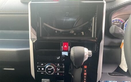 Toyota Roomy I, 2022 год, 858 000 рублей, 12 фотография