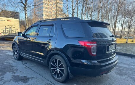 Ford Explorer VI, 2013 год, 1 500 000 рублей, 4 фотография