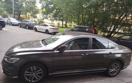 Volkswagen Passat B8 рестайлинг, 2017 год, 1 700 000 рублей, 6 фотография