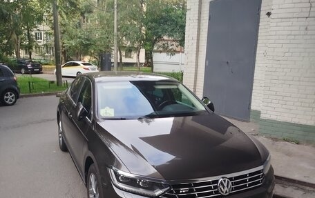 Volkswagen Passat B8 рестайлинг, 2017 год, 1 700 000 рублей, 4 фотография