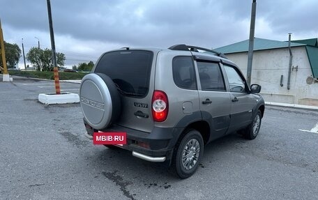 Chevrolet Niva I рестайлинг, 2013 год, 650 000 рублей, 4 фотография