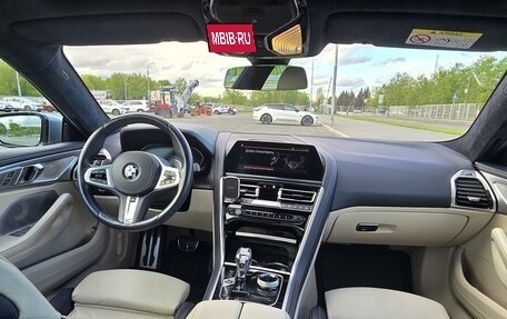 BMW 8 серия, 2019 год, 7 000 000 рублей, 14 фотография
