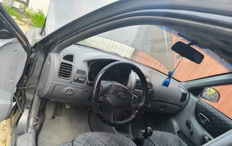 Hyundai Accent II, 2004 год, 250 000 рублей, 7 фотография