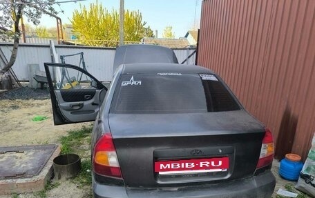 Hyundai Accent II, 2004 год, 250 000 рублей, 2 фотография