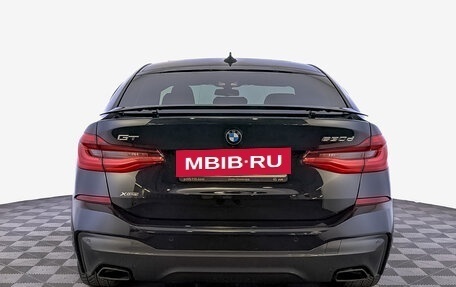 BMW 6 серия, 2021 год, 6 900 000 рублей, 6 фотография