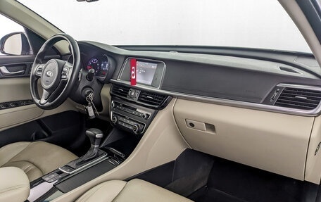 KIA Optima IV, 2017 год, 1 950 000 рублей, 11 фотография