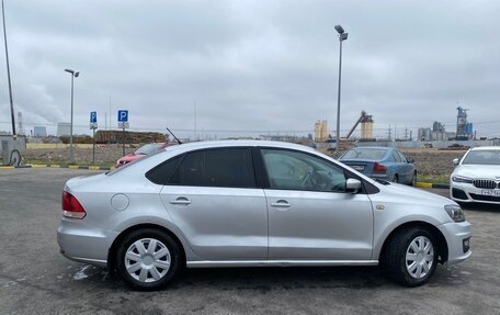 Volkswagen Polo VI (EU Market), 2016 год, 495 000 рублей, 2 фотография