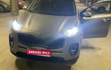 KIA Sportage IV рестайлинг, 2017 год, 2 000 000 рублей, 6 фотография