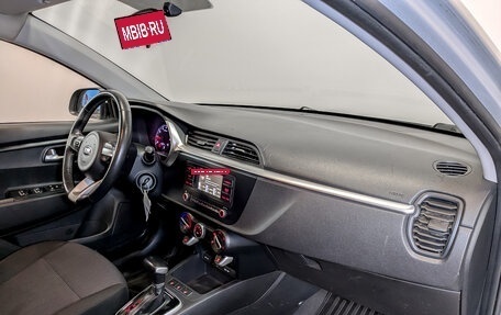 KIA Rio IV, 2021 год, 1 095 000 рублей, 10 фотография