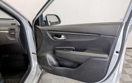 KIA Rio IV, 2021 год, 1 095 000 рублей, 22 фотография
