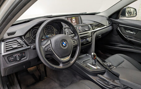 BMW 3 серия, 2016 год, 1 840 000 рублей, 15 фотография