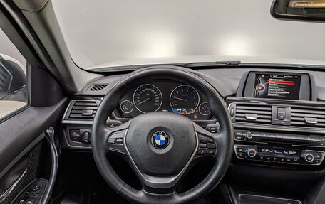 BMW 3 серия, 2016 год, 1 840 000 рублей, 22 фотография