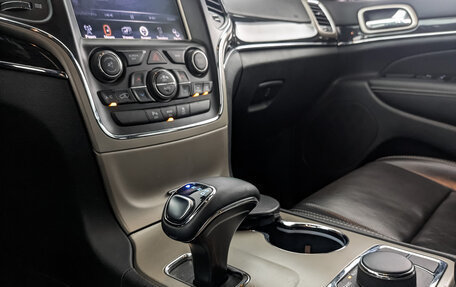 Jeep Grand Cherokee, 2014 год, 3 200 000 рублей, 21 фотография