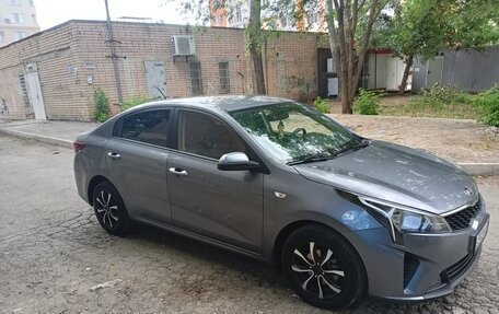 KIA Rio IV, 2020 год, 1 400 000 рублей, 1 фотография