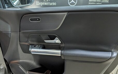 Mercedes-Benz B-Класс, 2020 год, 2 590 000 рублей, 23 фотография